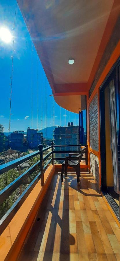 The Maple Inn Pokhara Exteriör bild