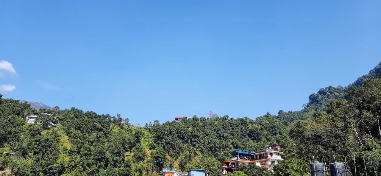 The Maple Inn Pokhara Exteriör bild