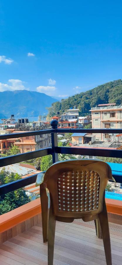 The Maple Inn Pokhara Exteriör bild