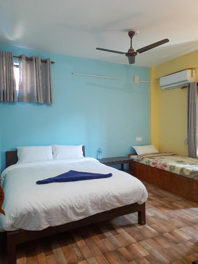 The Maple Inn Pokhara Exteriör bild